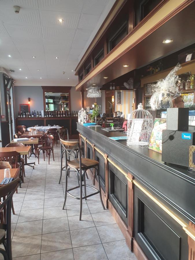 Hotel Aux Bons Amis Ρενς Εξωτερικό φωτογραφία