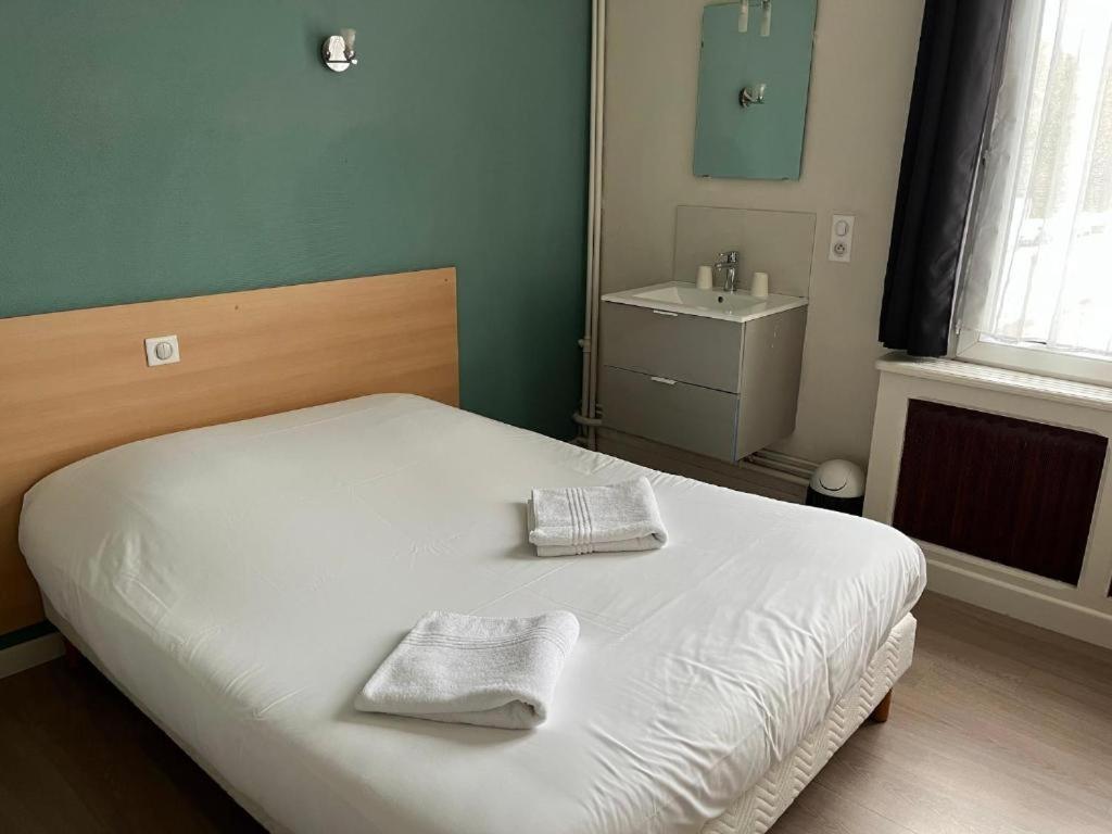 Hotel Aux Bons Amis Ρενς Εξωτερικό φωτογραφία
